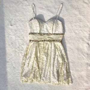 Dave & Johnny Formal Dress